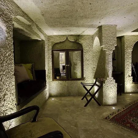 Cave 3*