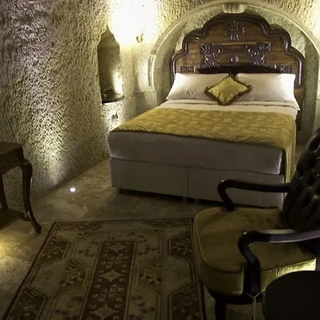 Hotell Cave 3*