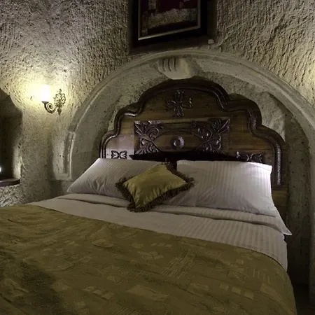 Cave 3*